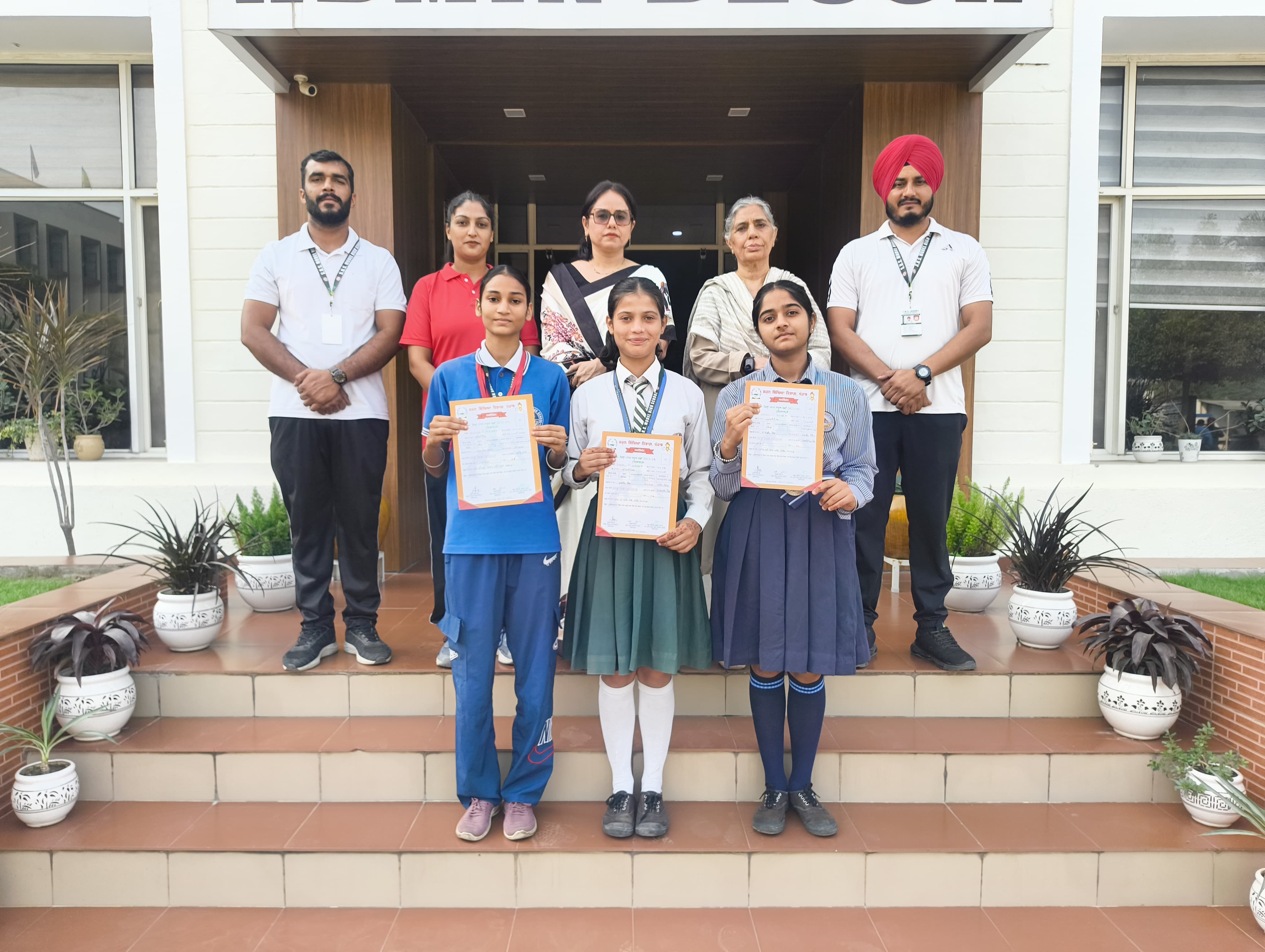 Students of SBS Model High School Sadarpur performed brilliantly in the 68th Punjab School Games